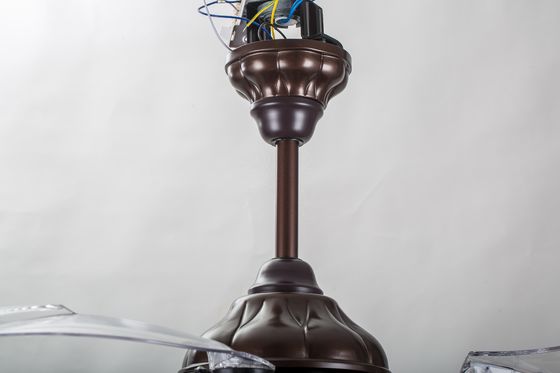 De bruine 70 Watts zetten gelijk Intrekbaar Plafondventilatorlicht met Verre 5250lm op
