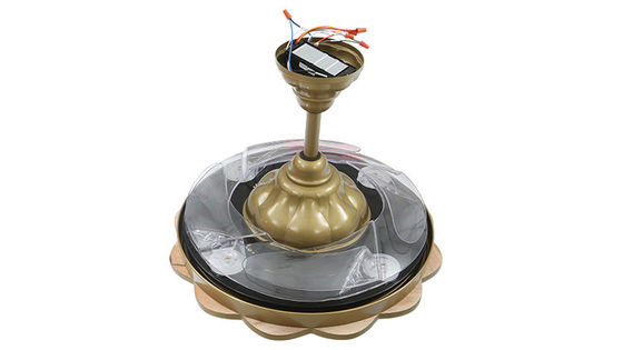 Het acryl Lichte Warme Wit van de Lampekap150lm/w Gouden Intrekbare Plafondventilator