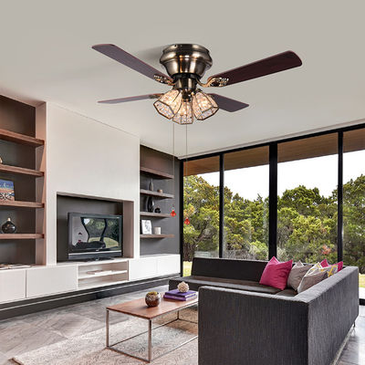 De minimalistische Bladen van Crystal Led Ceiling Fan 100lm/w 48inch 4 van het Stijl Antieke Messing